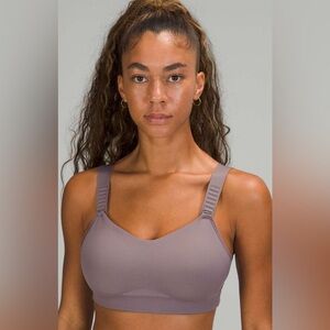 Lululemon Swift Speed Bra *High Support/36DD
Lunar Rock/EUC